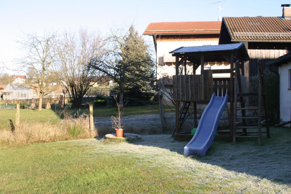 דירות Waldmünchen Haus Am Treffenbach מראה חיצוני תמונה